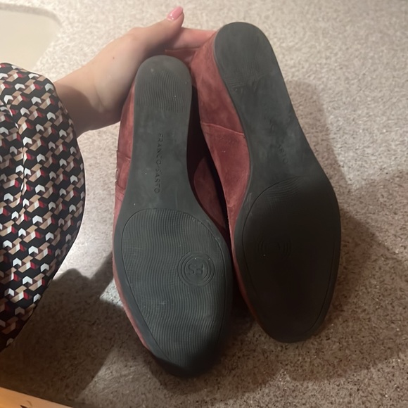 Maroon boots - Picture 5 of 5